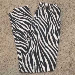 Zebra pattern leggings